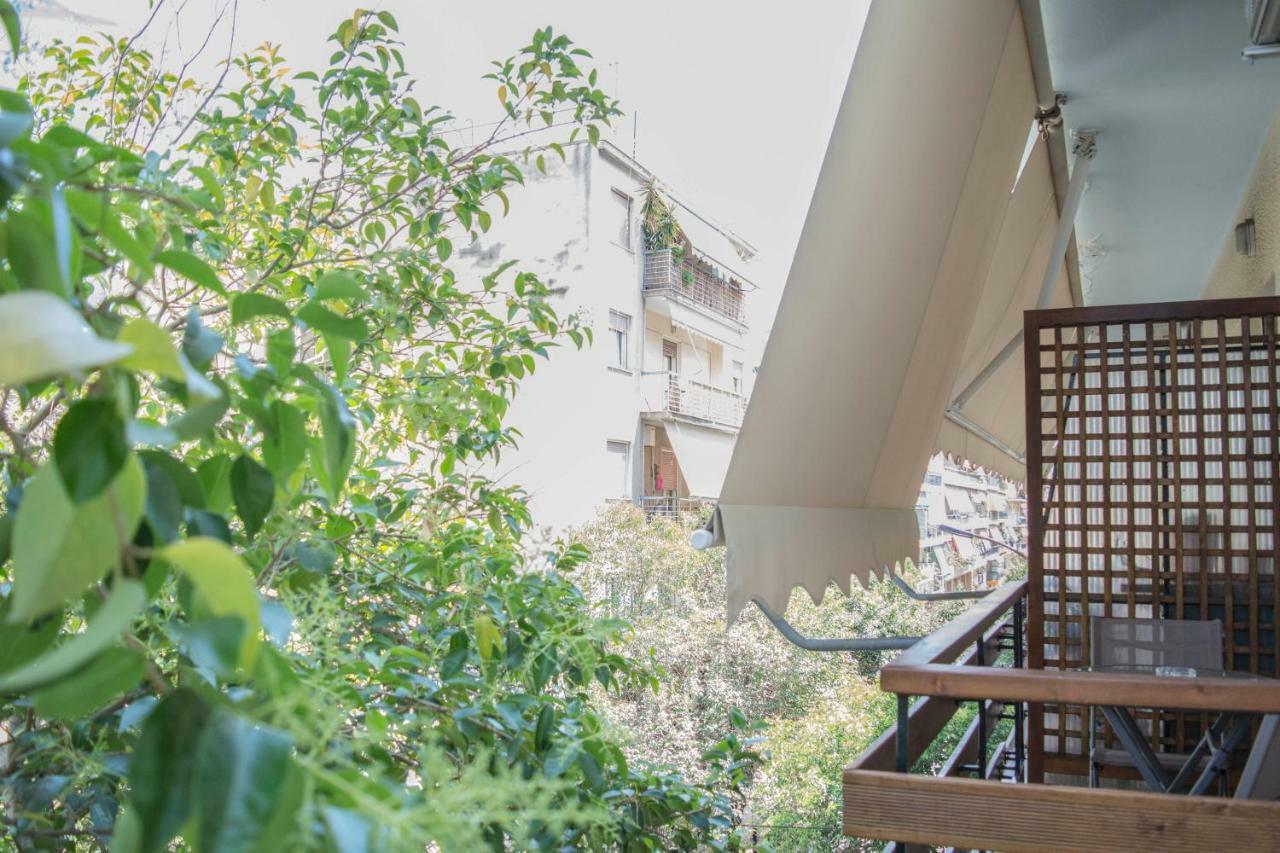 Chic And Minimal Apartment Close To Thissio Metro Афины Экстерьер фото